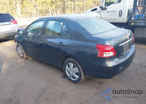 2010 Toyota Yaris z USA, uszkodzony, nr VIN JTDBT4K33A4069838